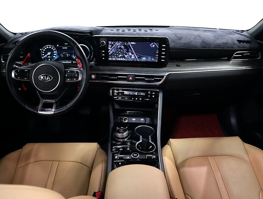 KIA K5 - Vista 5
