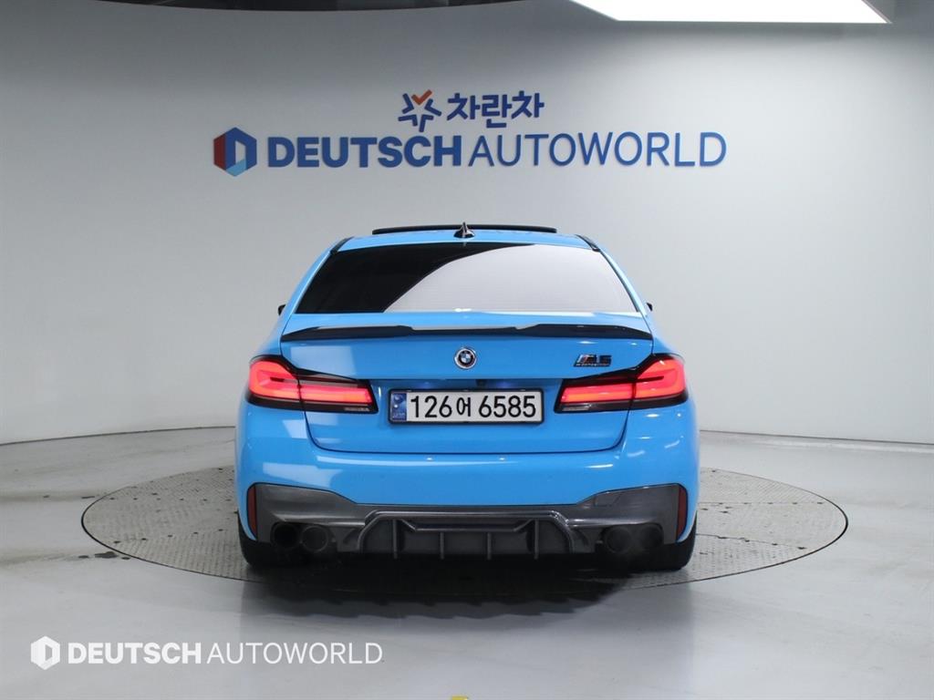 BMW 5 Series - Vista 4