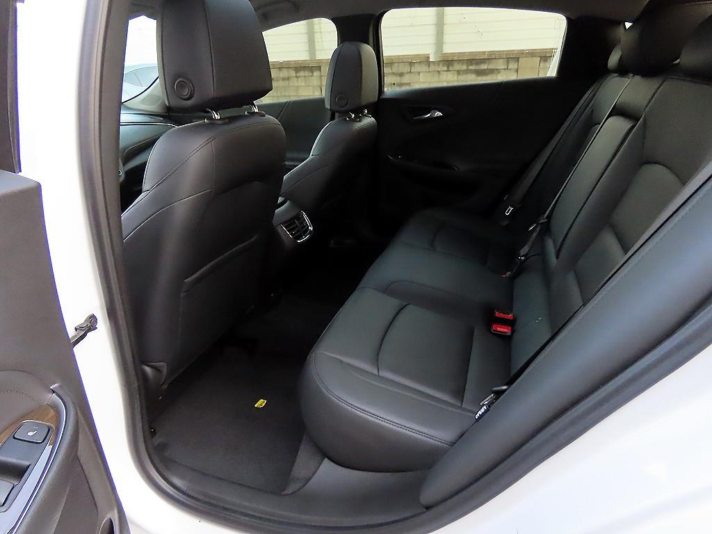 Chevrolet Malibu - Vista 6