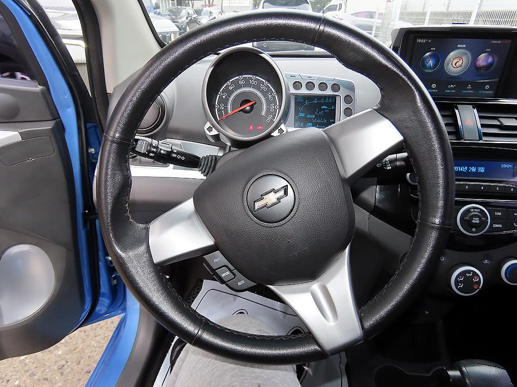 Chevrolet Spark - Vista 8