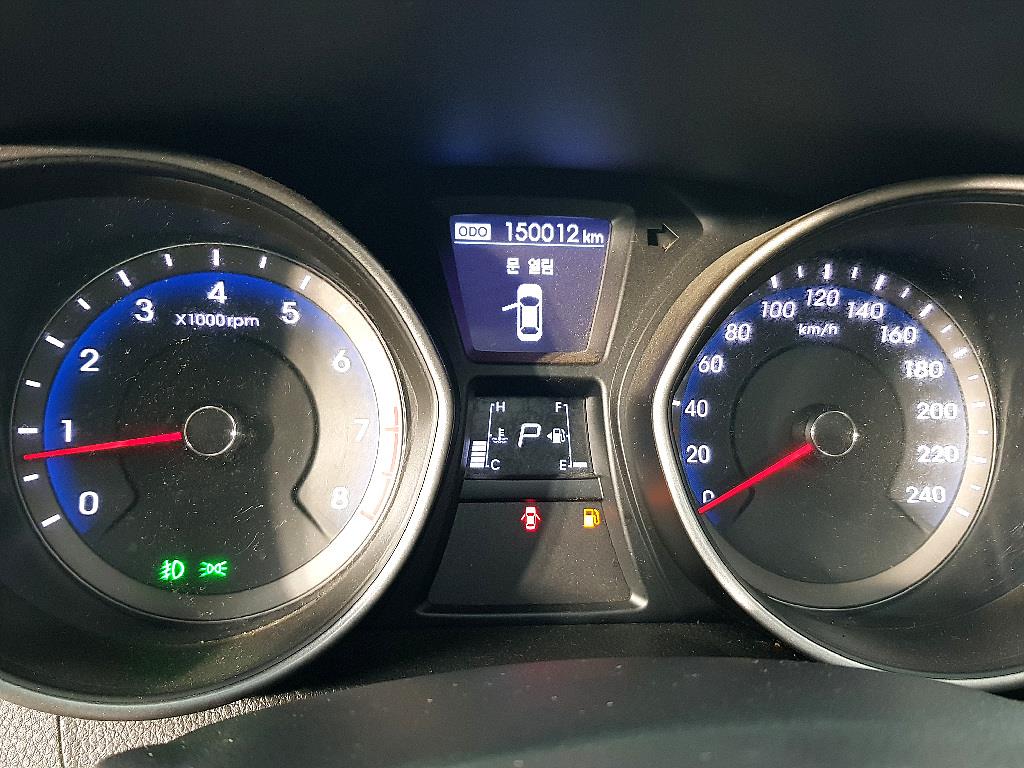 HYUNDAI i30 - Vista 6