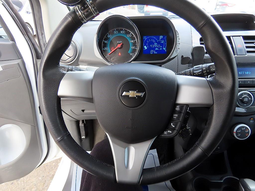 Chevrolet Spark - Vista 8