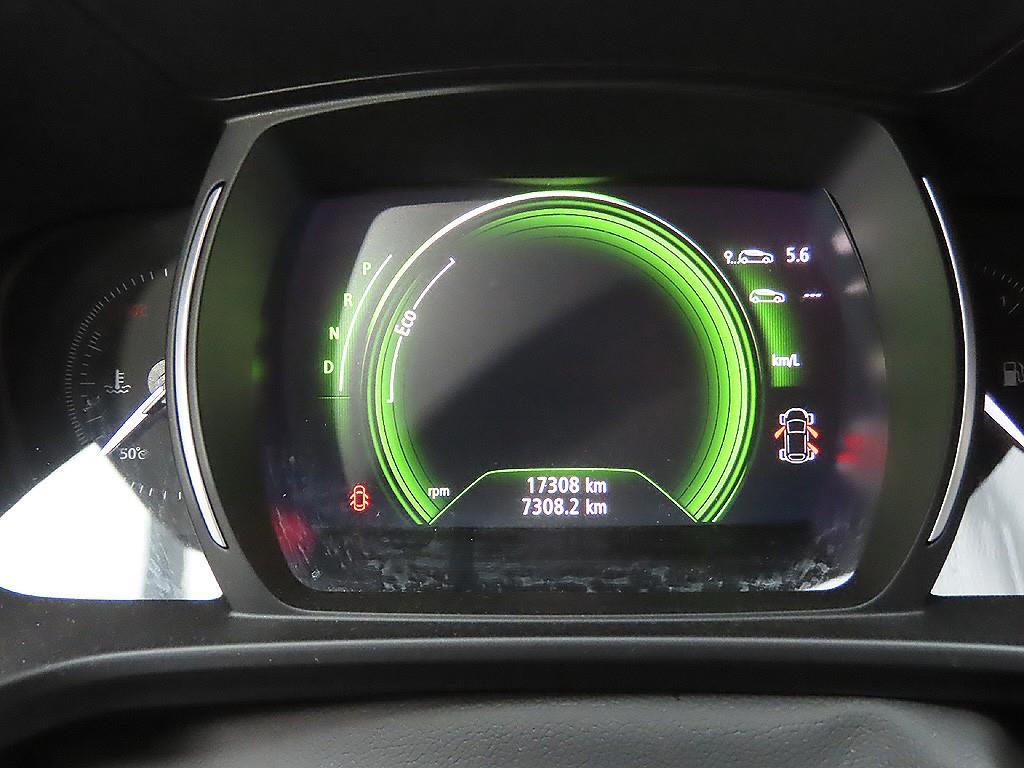 SAMSUNG QM6 - Vista 11