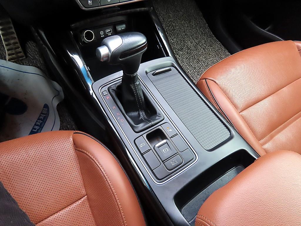 KIA Sorento - Vista 10