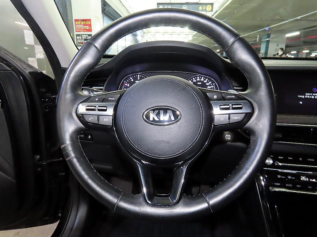 KIA K7 - Vista 8