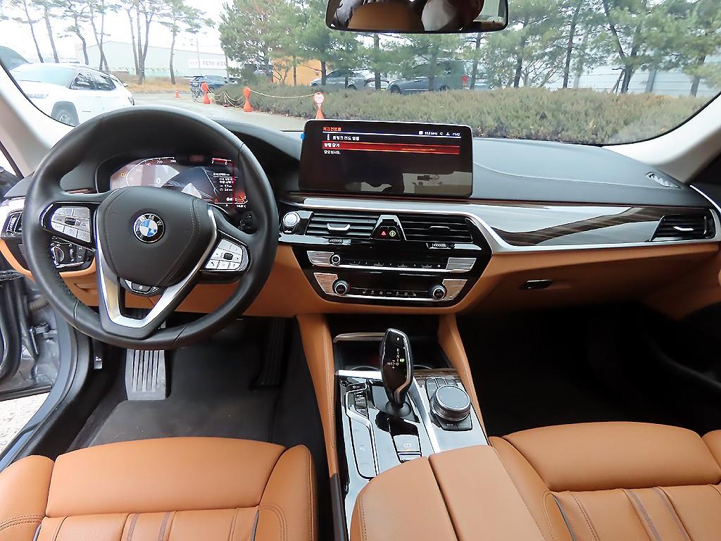 BMW 5 Series - Vista 7