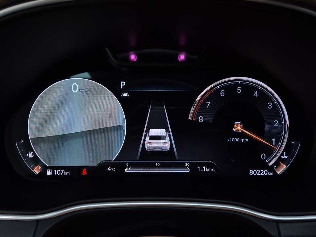 Genesis GV80 - Vista 8