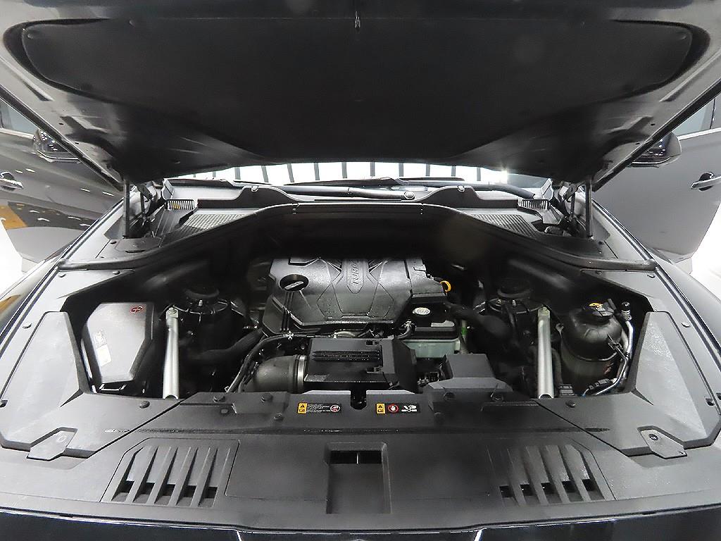 Genesis GV80 - Vista 11