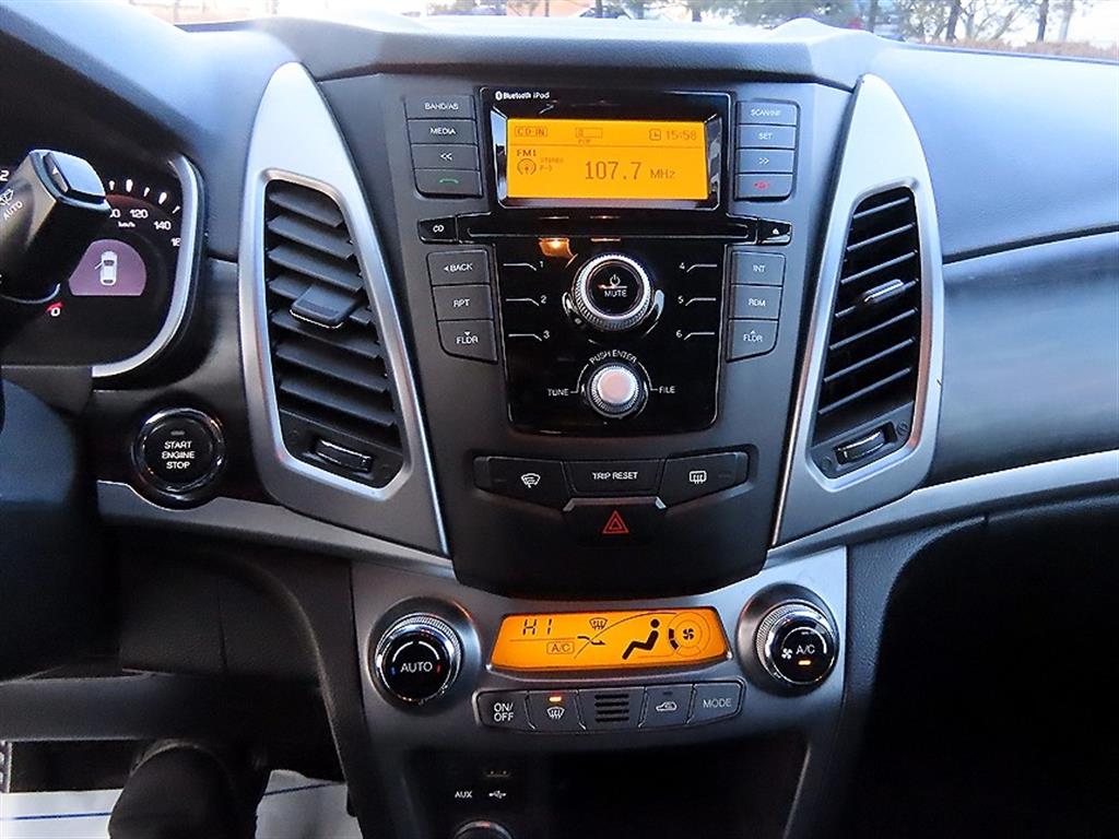 Ssangyong Korando 2014 Blanco - Importación desde Corea - HF Imports Iquique - Foto 13