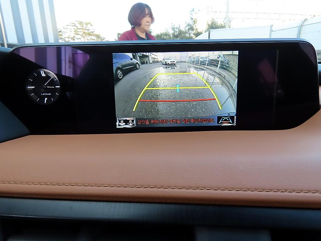 Lexus UX 2019 Azul - Importación desde Corea - HF Imports Iquique - Foto 14