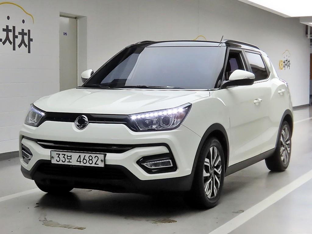 Ssangyong Tivoli - Vista 2