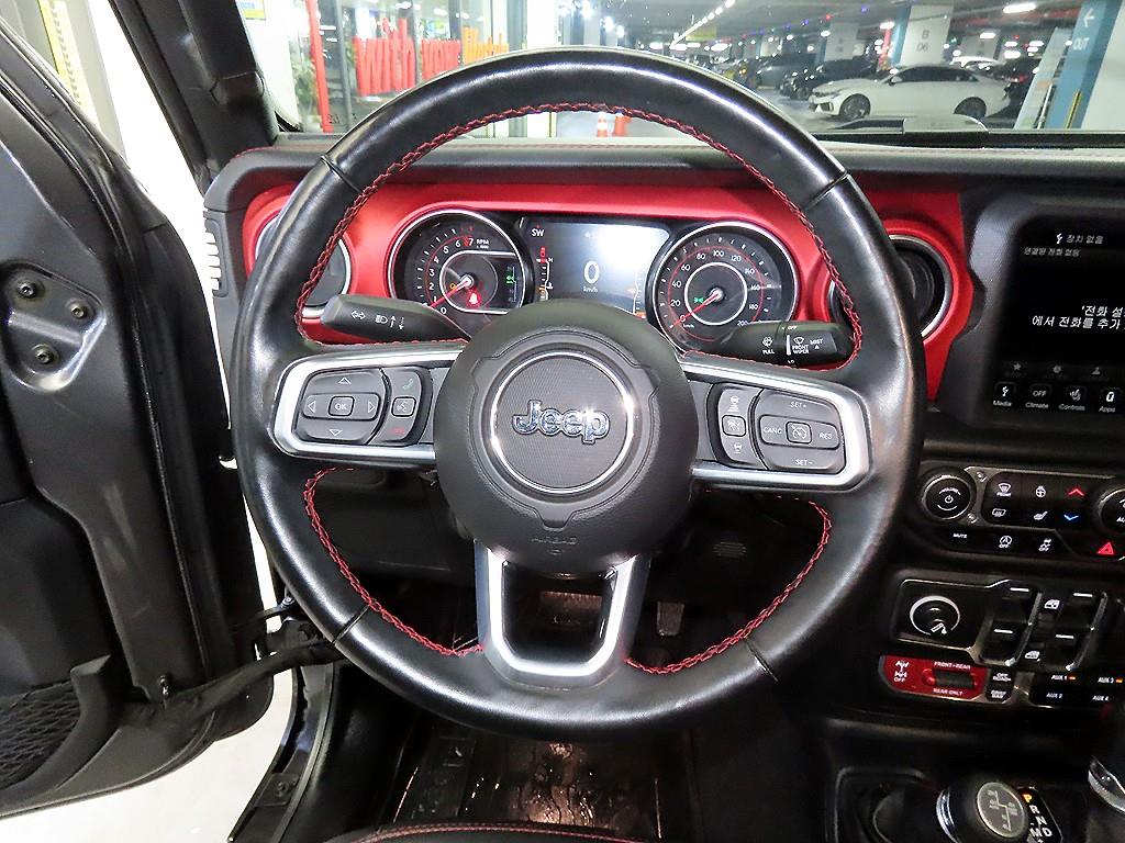 Jeep Gladiator - Vista 8