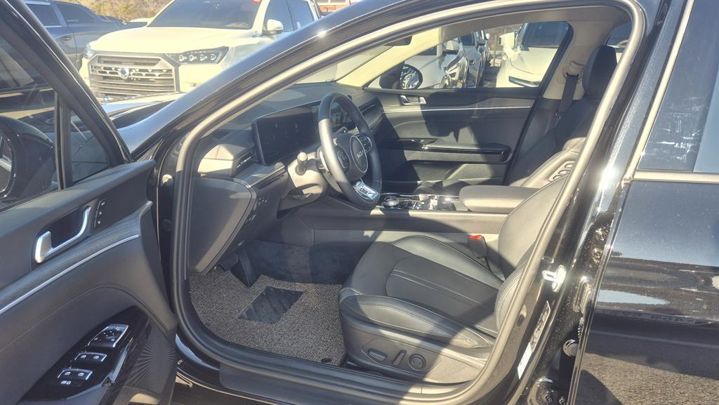 KIA K5 2025 Negro - Importación desde Corea - HF Imports Iquique - Foto 13