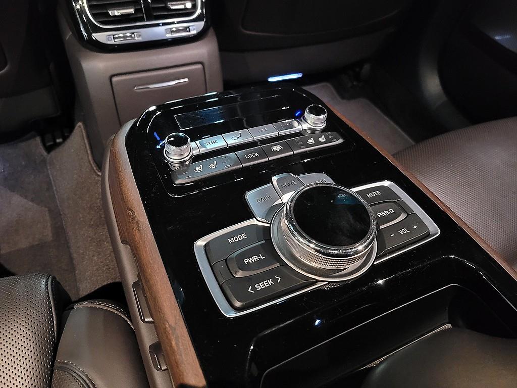 Genesis G90 2019 Negro - Importación desde Corea - HF Imports Iquique - Foto 16