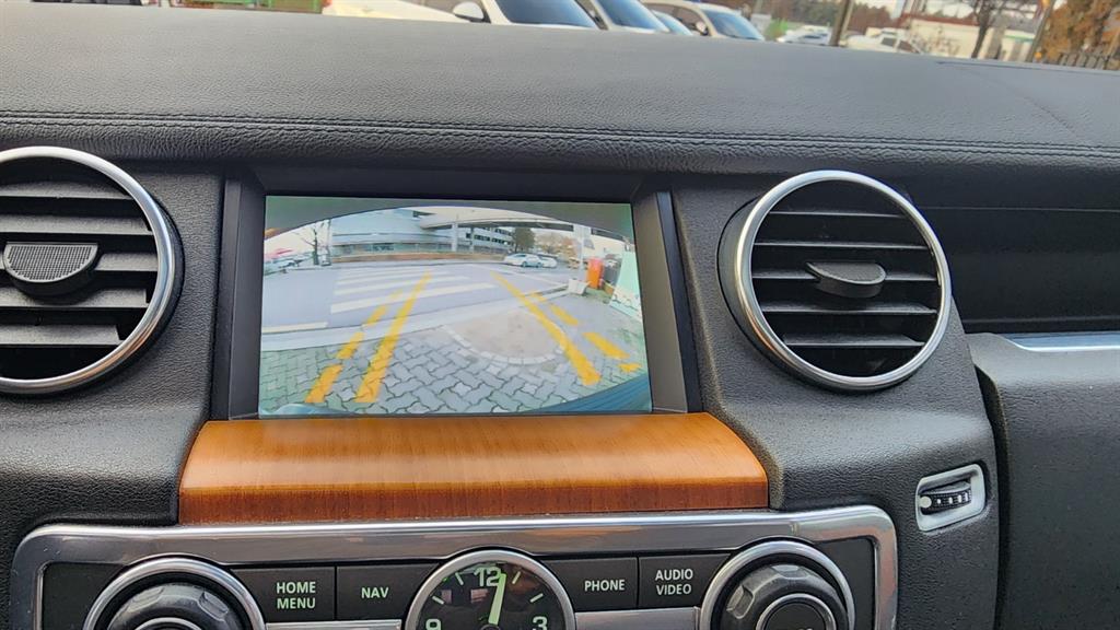 Land Rover Discovery - Vista 4