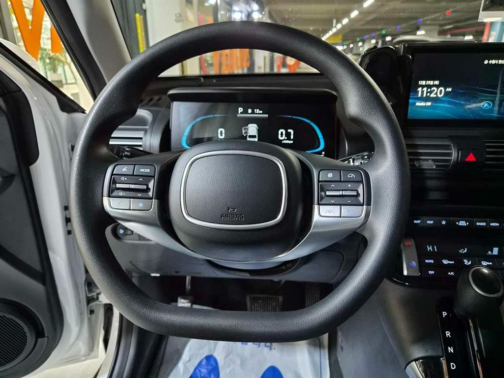 HYUNDAI Casper - Vista 9