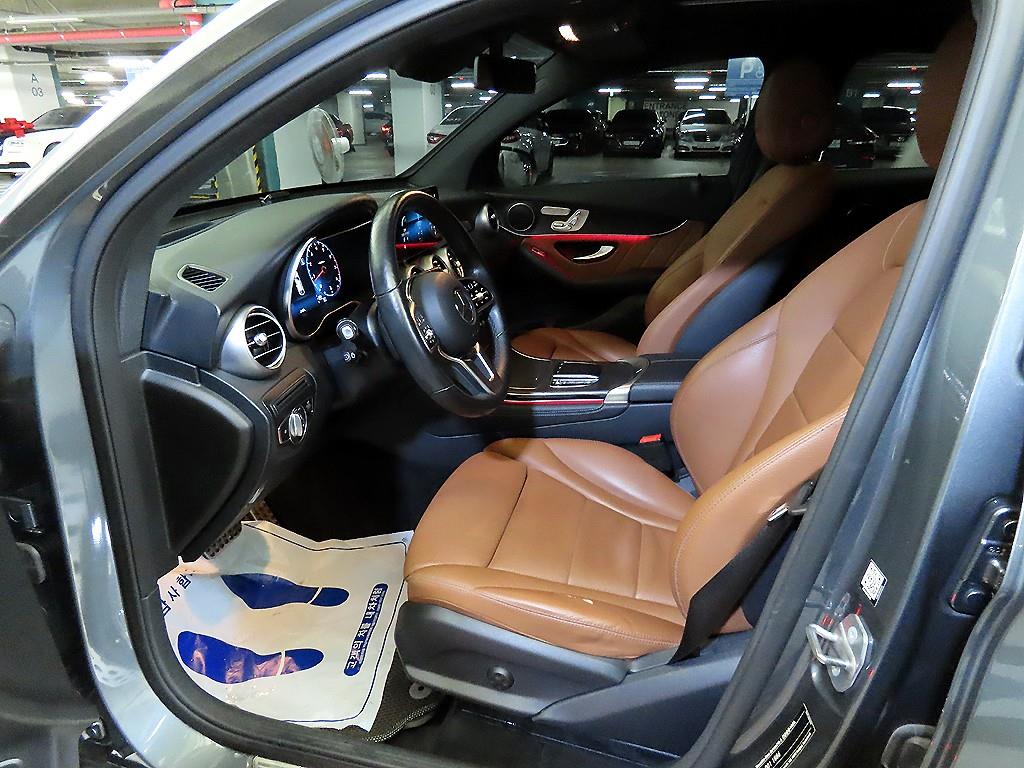 Mercedes Benz GLC Class - Vista 6