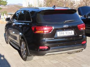 KIA Sorento - Vista 8