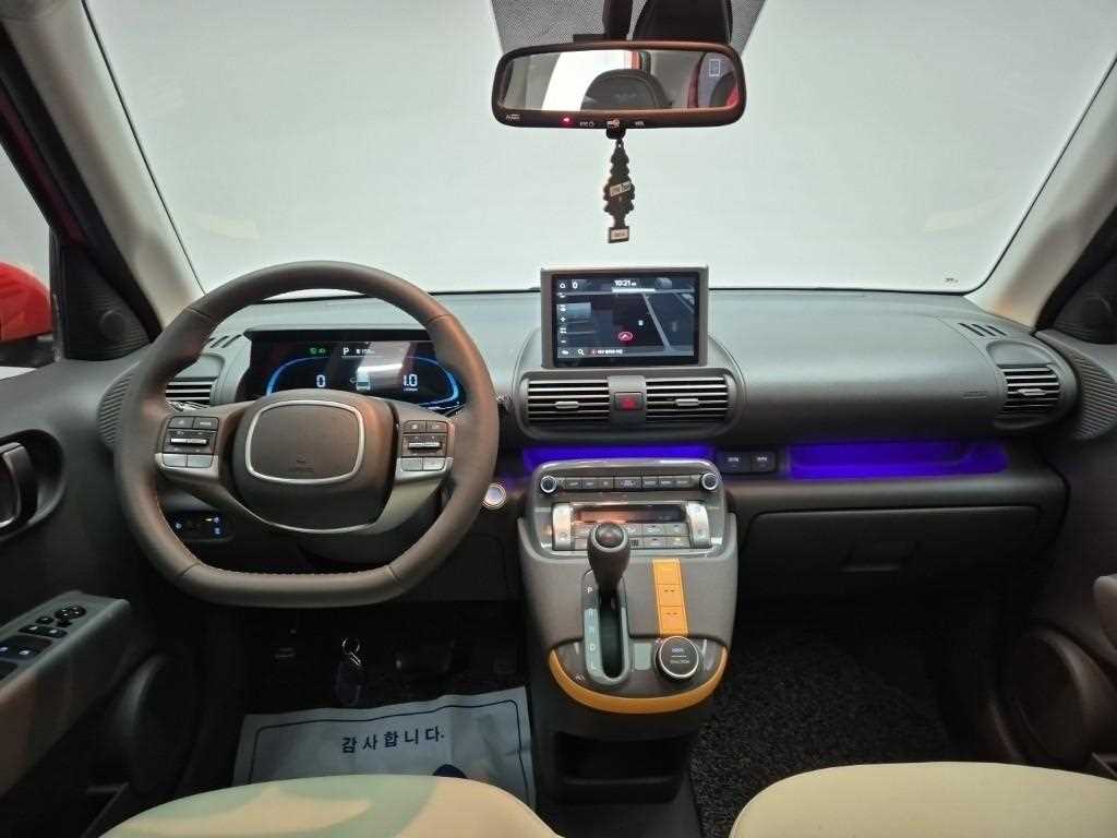 HYUNDAI Casper - Vista 7