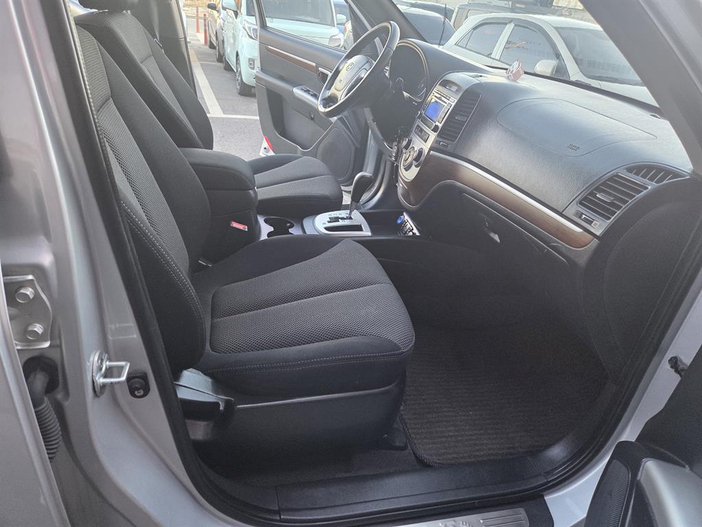 HYUNDAI Santa Fe - Vista 8