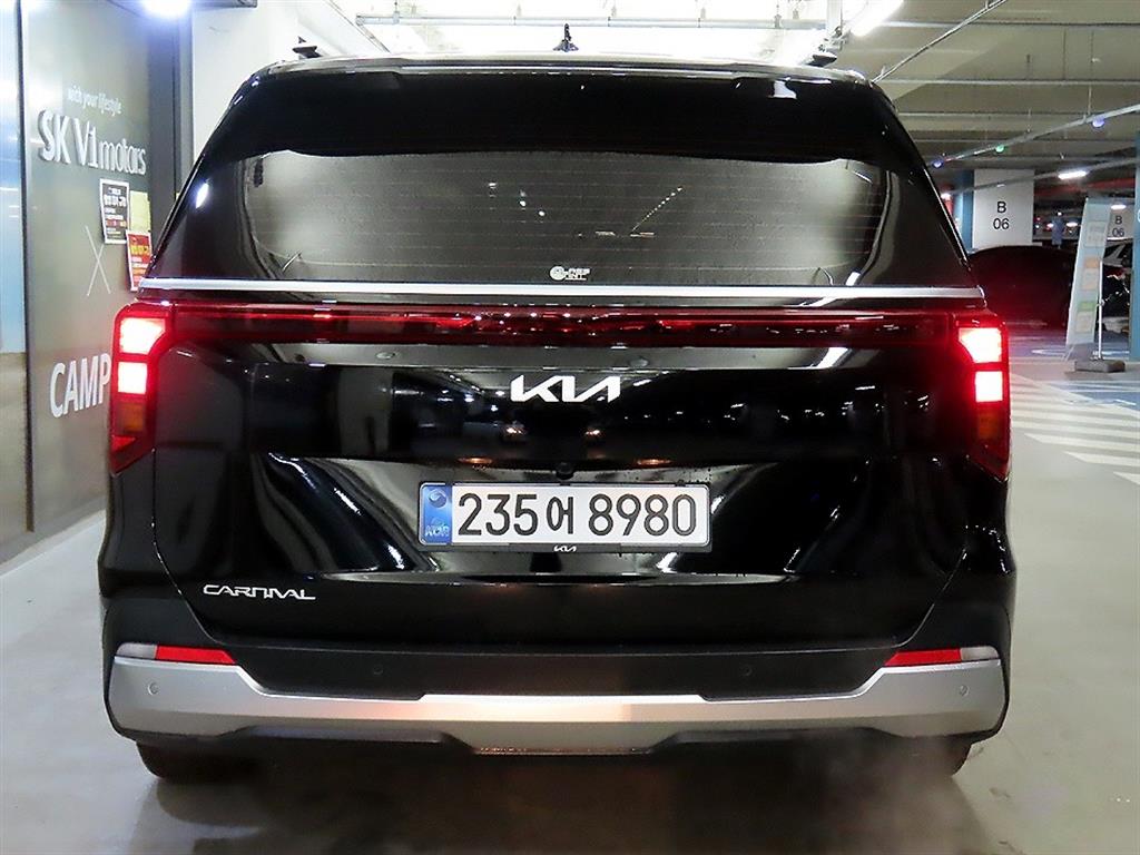 KIA Carnival - Vista 5