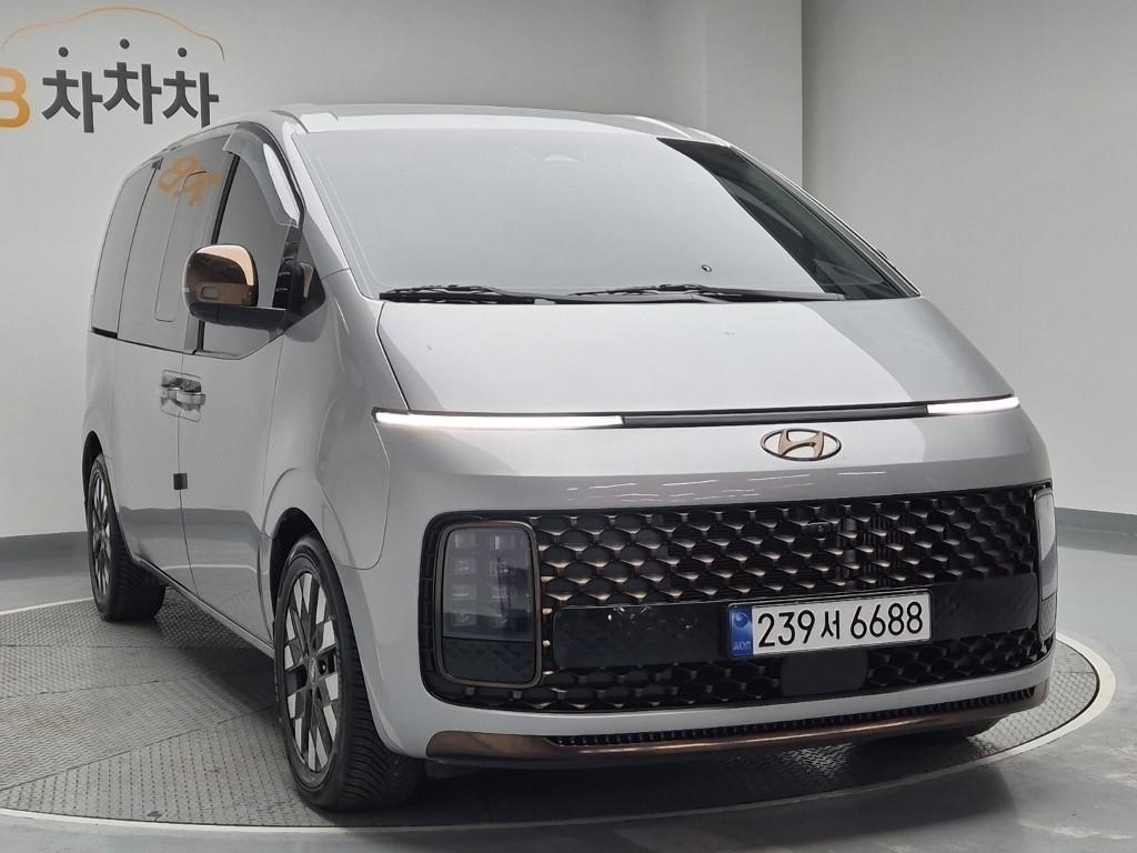 HYUNDAI Staria - Vista 4