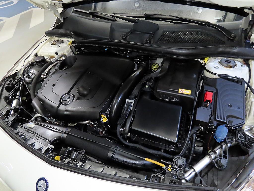 Mercedes Benz A Class 2014 Blanco - Importación desde Corea - HF Imports Iquique - Foto 19