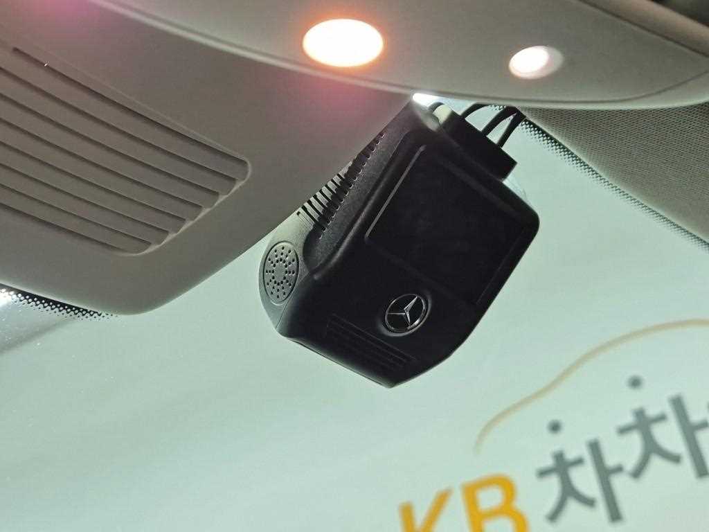 Mercedes Benz C Class 2019 Blanco - Importación desde Corea - HF Imports Iquique - Foto 16