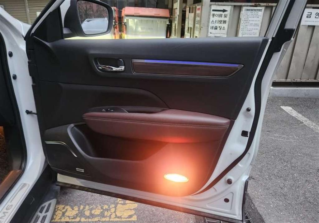 SAMSUNG QM6 - Vista 6