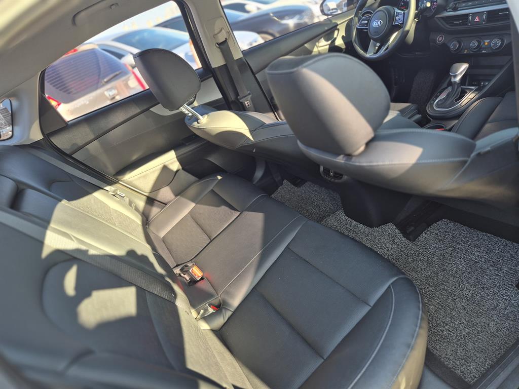 KIA K3 2019 Negro - Importación desde Corea - HF Imports Iquique - Foto 16