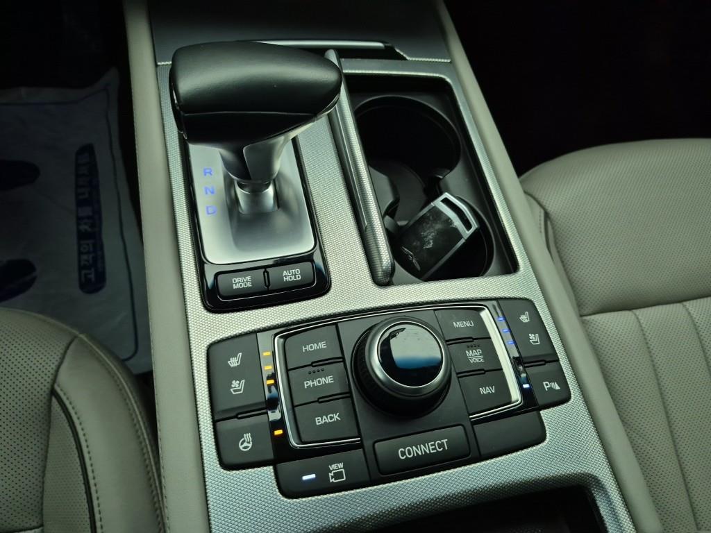 Genesis G80 - Vista 8