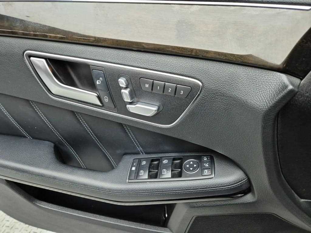 Mercedes Benz E class 2014 Negro - Importación desde Corea - HF Imports Iquique - Foto 19