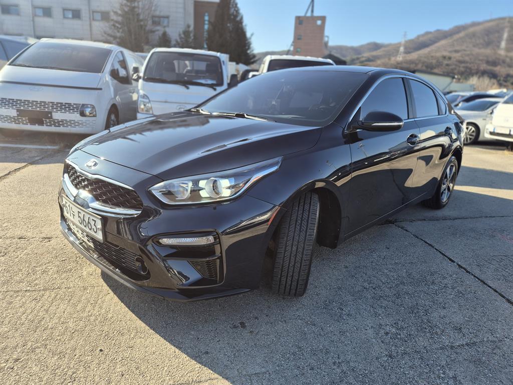 KIA K3 2019 Negro - Importación desde Corea - HF Imports Iquique - Foto 1
