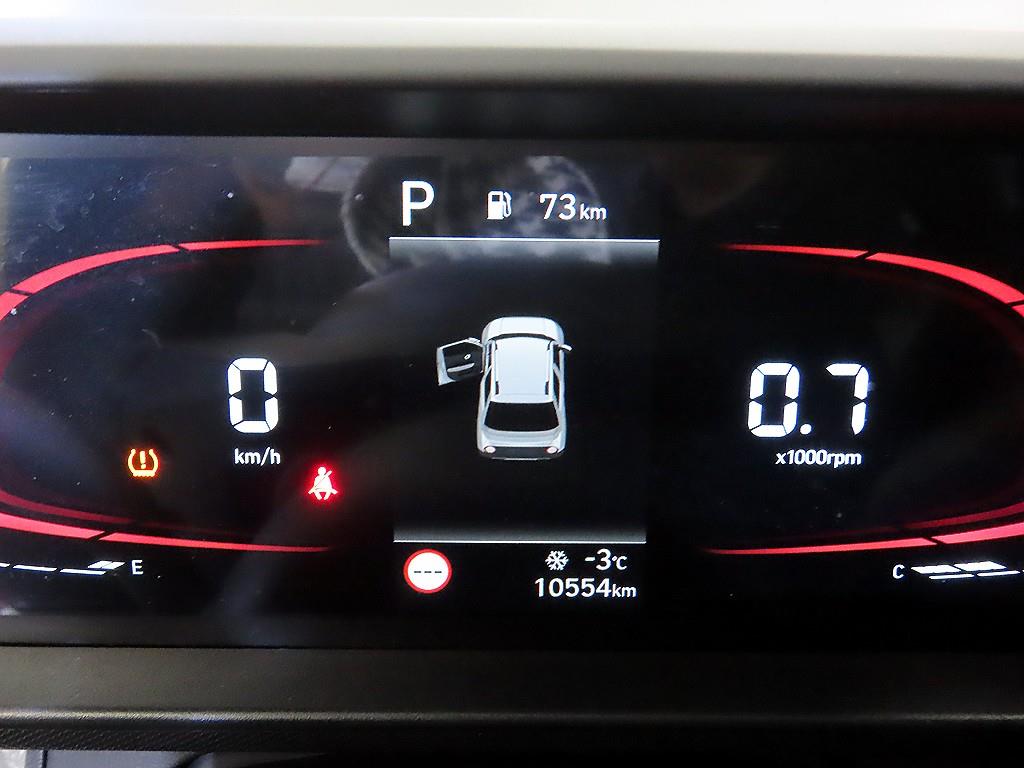 HYUNDAI Casper - Vista 9