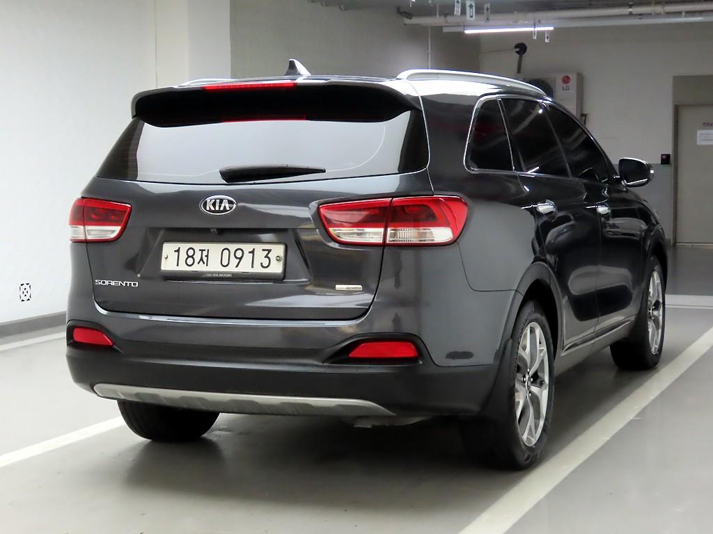 KIA Sorento - Vista 4