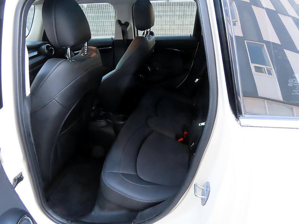 Mini Cooper - Vista 6