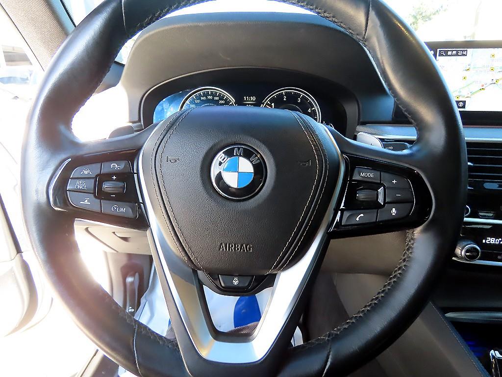 BMW 5 Series - Vista 8