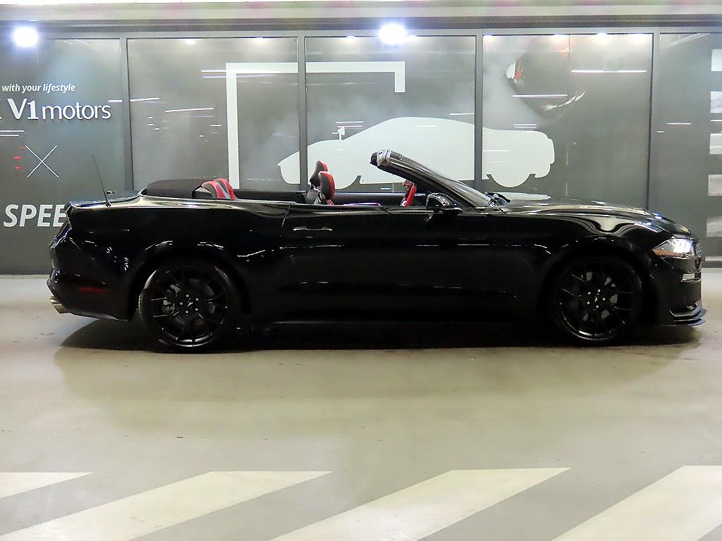 Ford Mustang - Vista 8