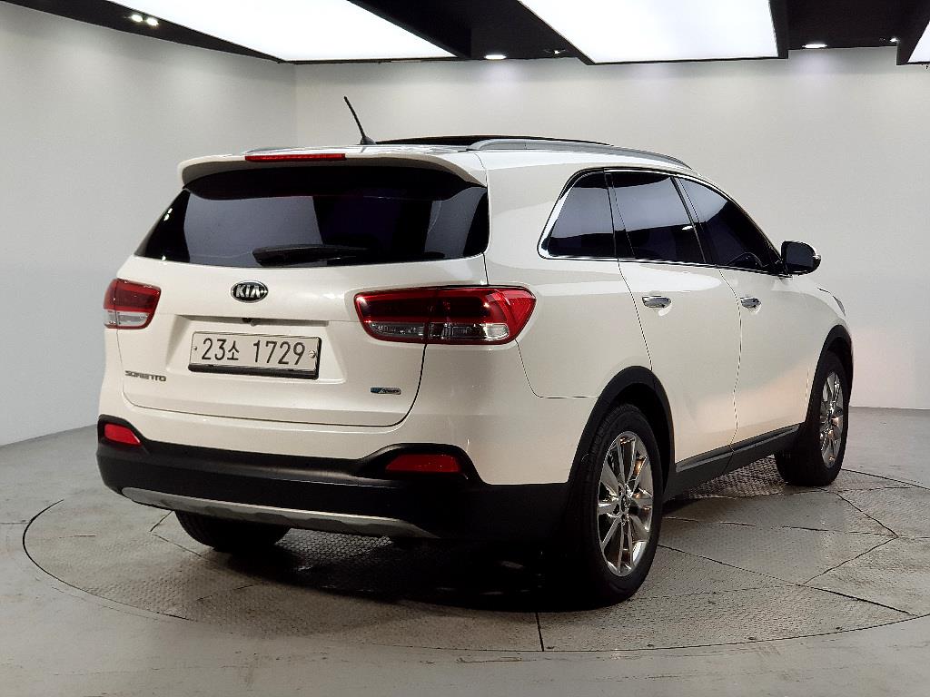 KIA Sorento - Vista 4