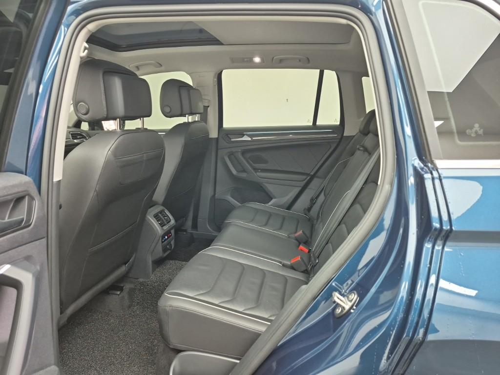 Volkswagen Tiguan - Vista 12