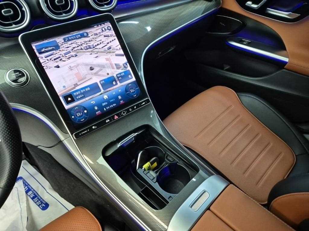 Mercedes Benz C Class - Vista 10