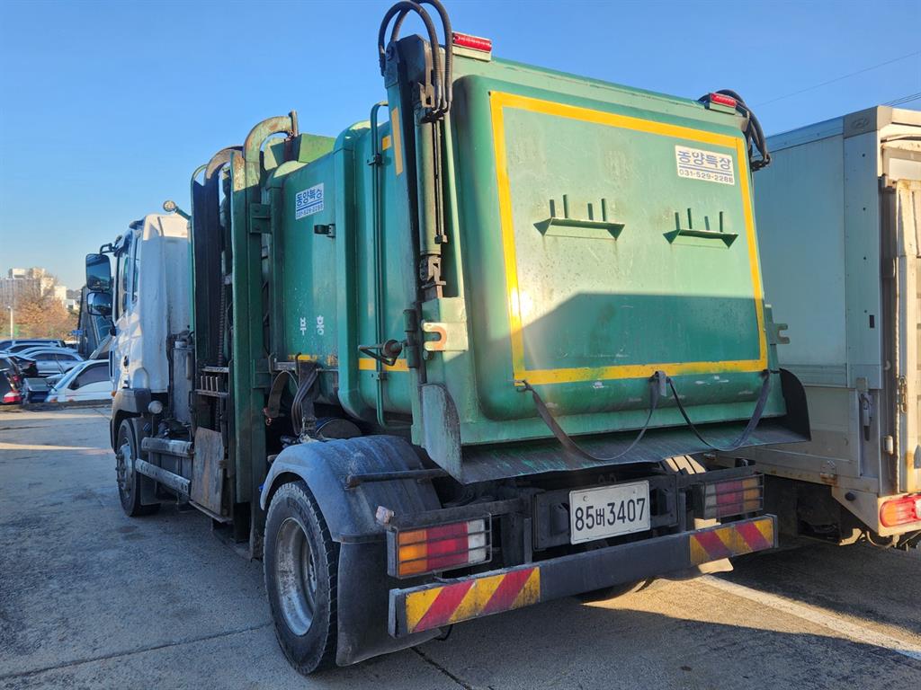 medium and large cargo Special - Vista 4