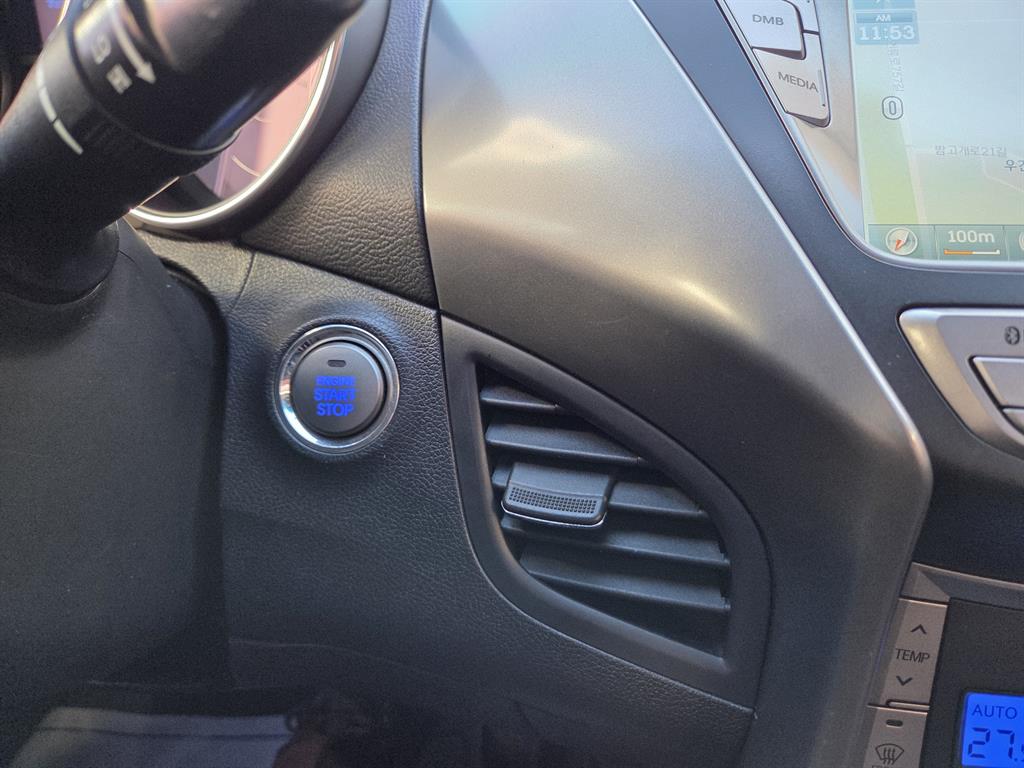 HYUNDAI Avante - Vista 8