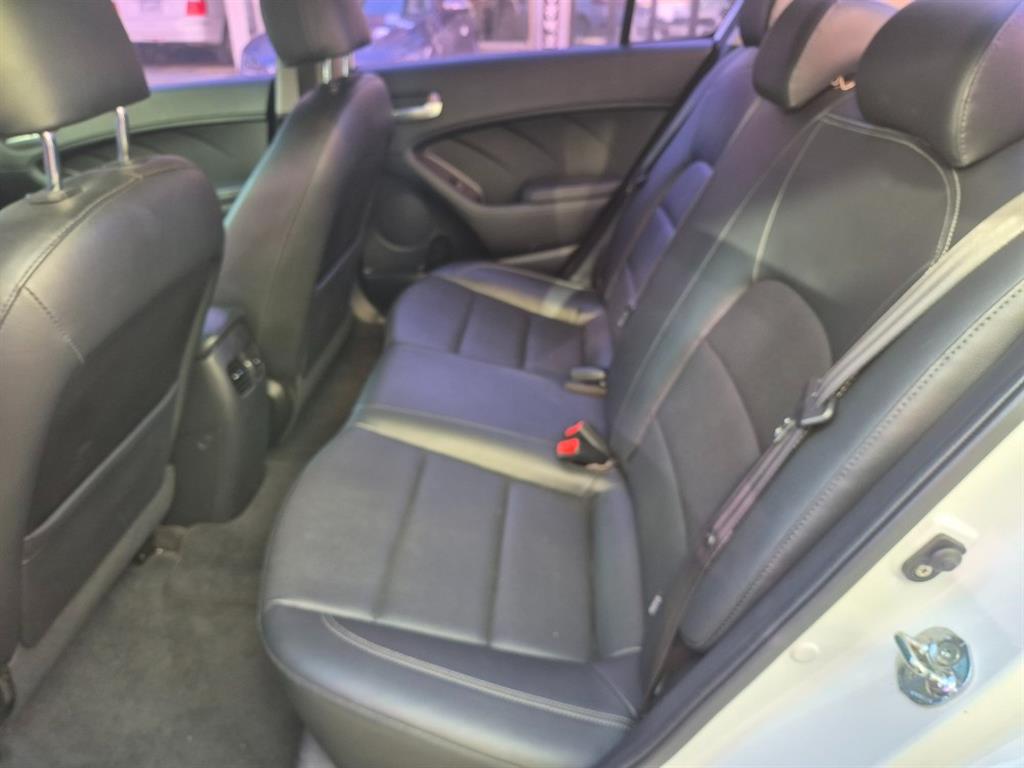 KIA K3 2015 Blanco - Importación desde Corea - HF Imports Iquique - Foto 14