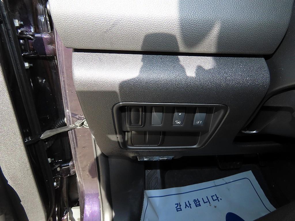 SAMSUNG QM6 - Vista 12