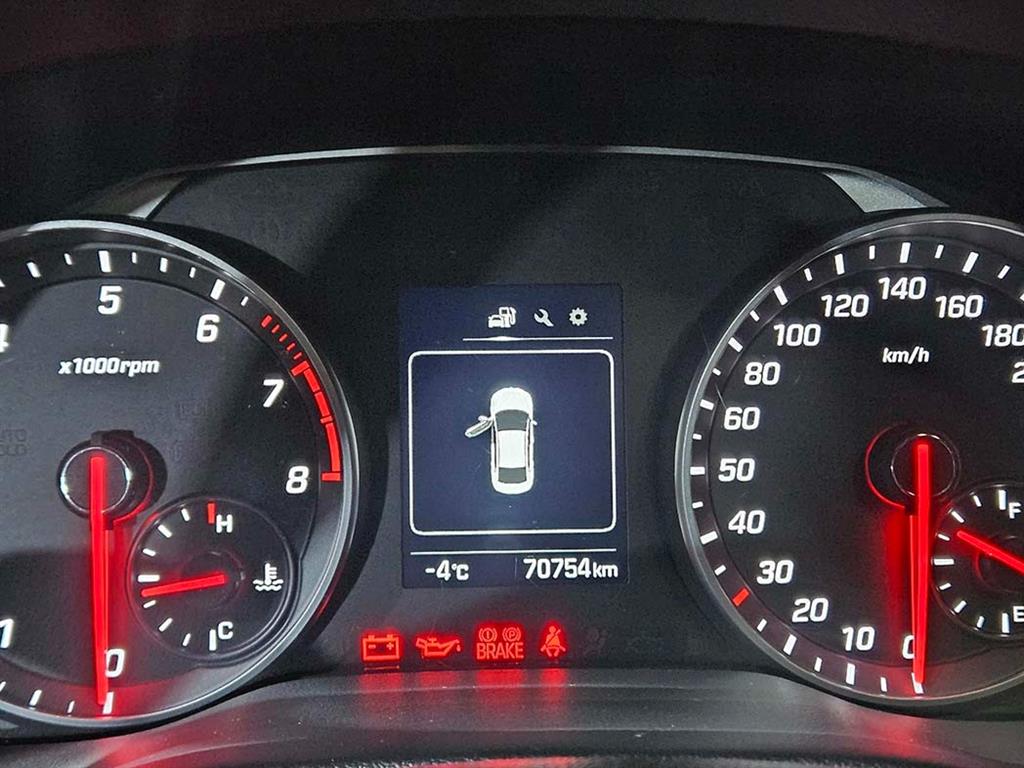 HYUNDAI Avante 2018 - Importación desde Corea - HF Imports Iquique - Foto 13