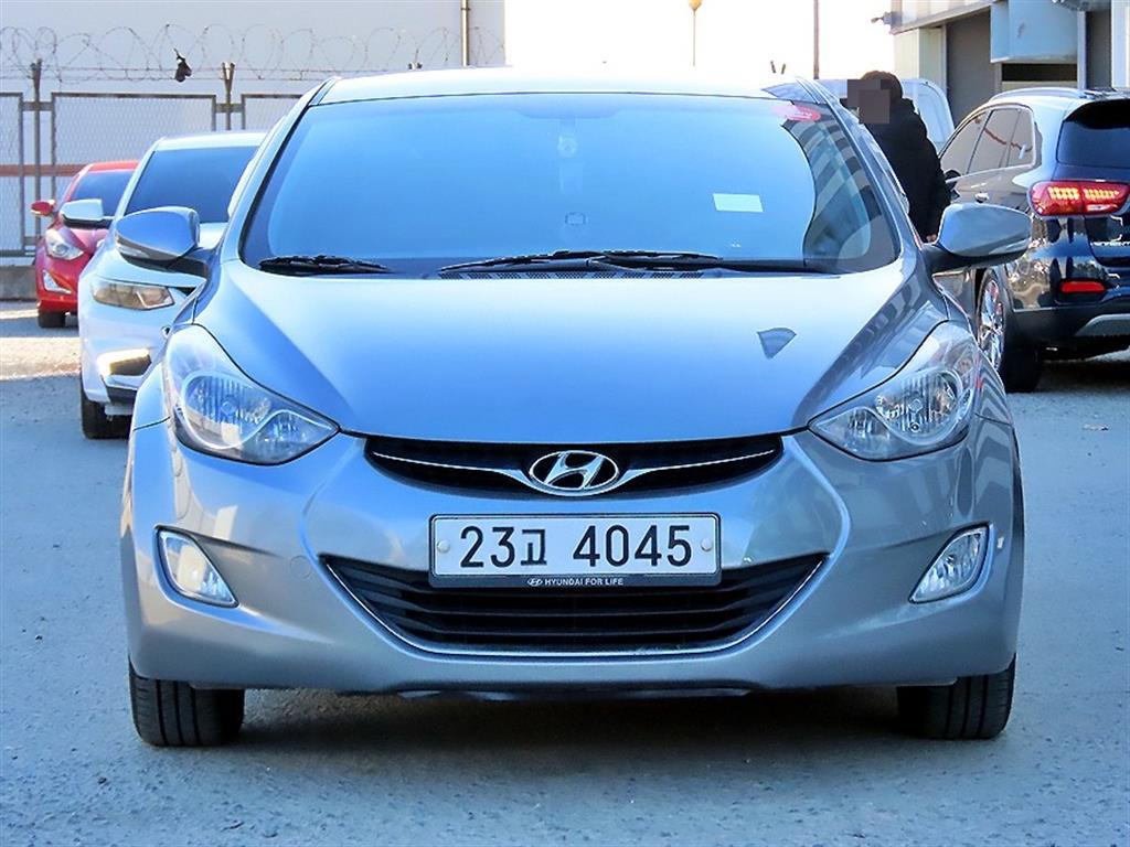 HYUNDAI Avante 2013 Gris - Importación desde Corea - HF Imports Iquique - Foto 1