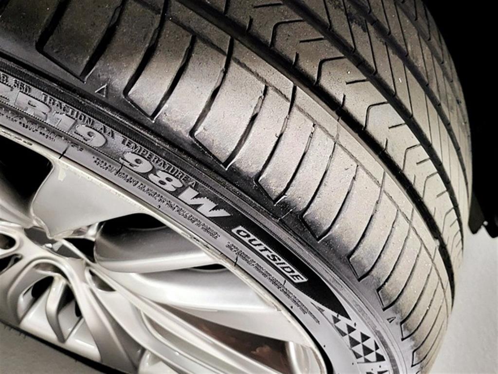 Genesis G80 2018 Negro - Importación desde Corea - HF Imports Iquique - Foto 20