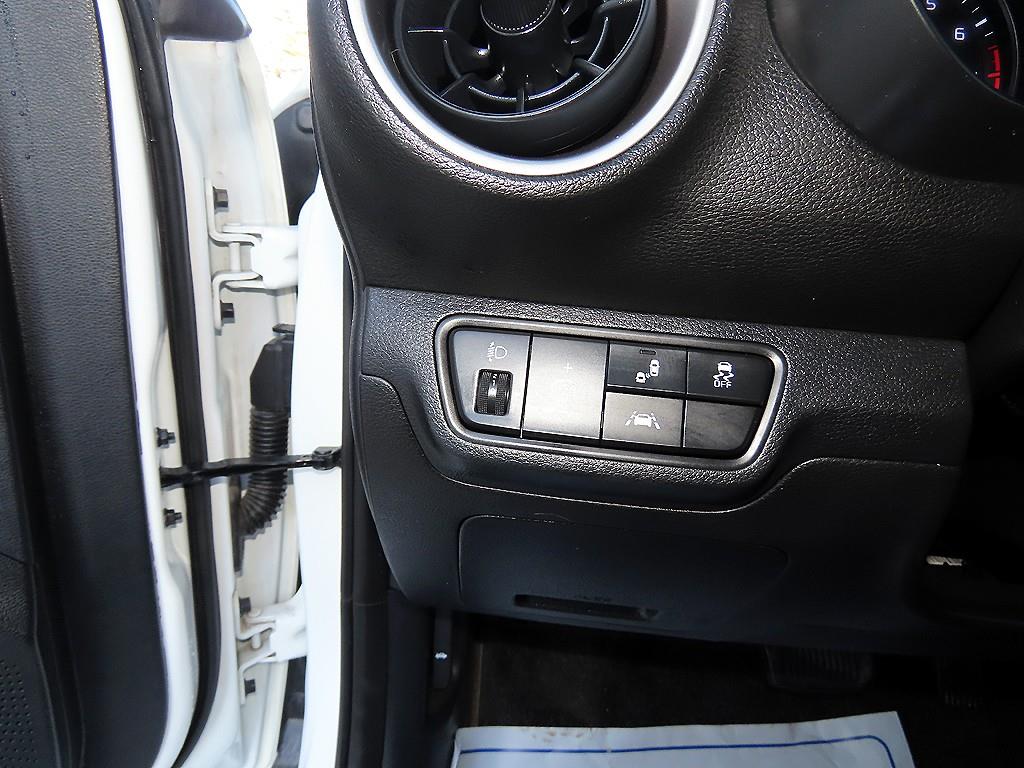 KIA K3 - Vista 12