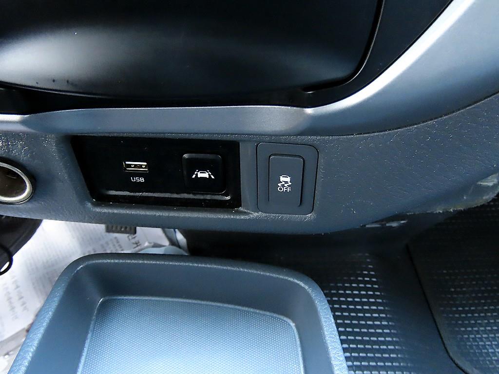 Small Truck Top_Powergate 2023 Blanco - Importación desde Corea - HF Imports Iquique - Foto 14